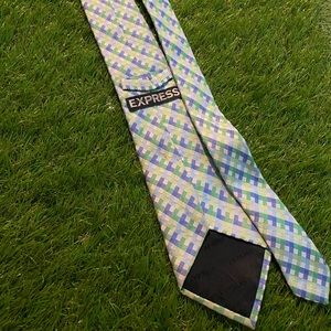 Express Easter Tie